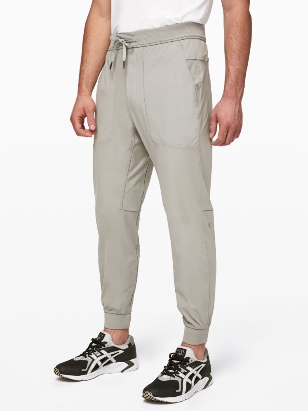 Lululemon License to Train Jogger Shorter Mens M Tan Gray Recycled Poly Gym